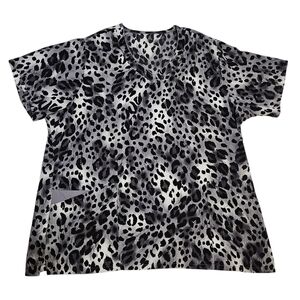 Gray & Black Leopard Print Scrub Top